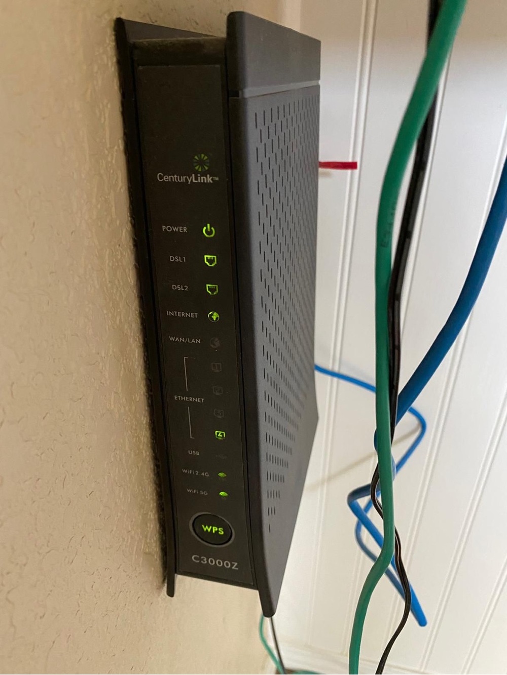 CenturyLink C3000Z Modem Router - Black - Picture 2 of 2